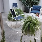 Corredera Travel 5 *