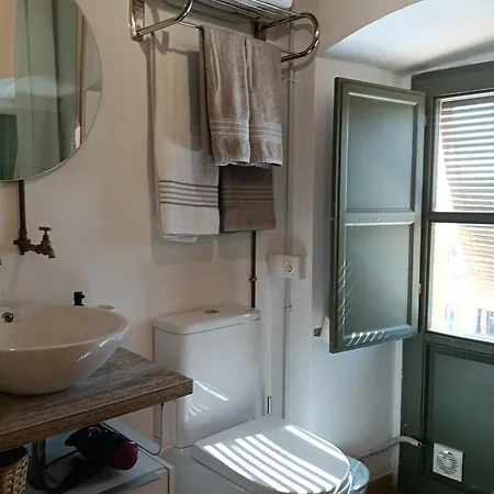 Apartment Corredera Travel 5 *