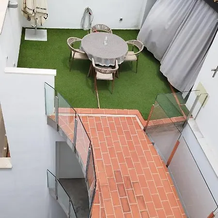 Corredera Travel 5 * Córdoba