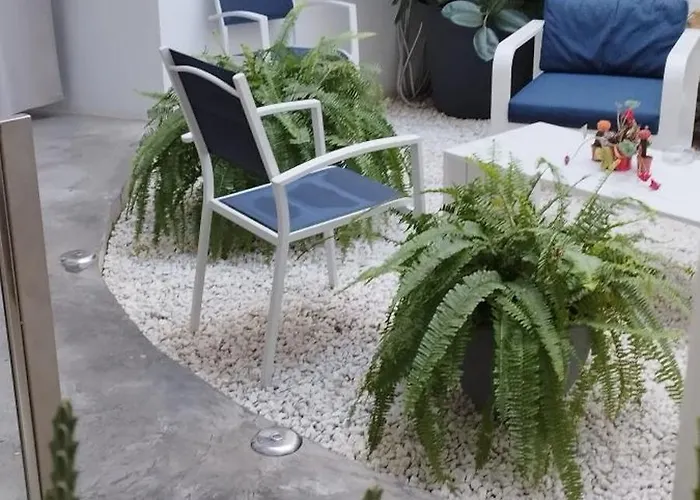 Corredera Travel 5 *